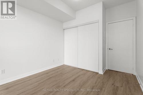 2501 - 4070 Confederation Parkway, Mississauga, ON - Indoor Photo Showing Other Room