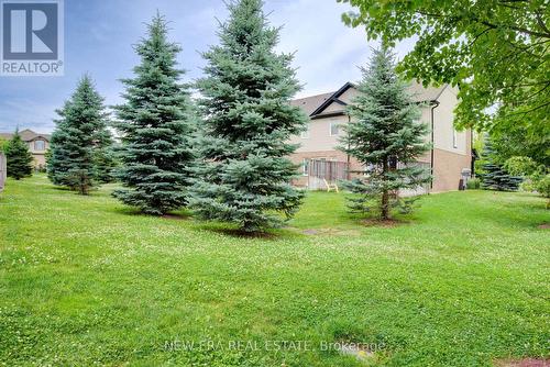 34 Arlington Crescent, Guelph (Pine Ridge), ON - Outdoor