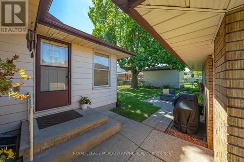 44 Mcdonald Avenue, Cambridge, ON - Outdoor With Exterior