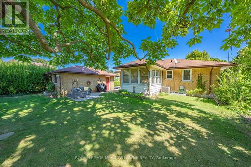 44 Mcdonald Avenue, Cambridge, ON - Outdoor