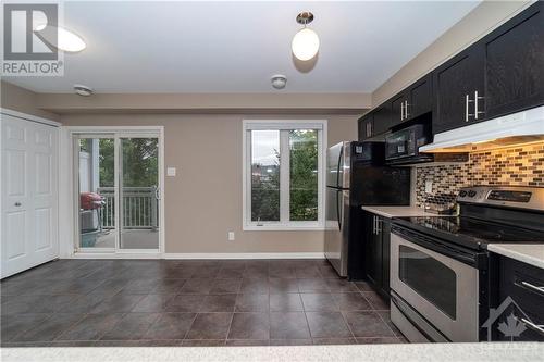 386 Galston Private, Ottawa, ON - Indoor Photo Showing Kitchen