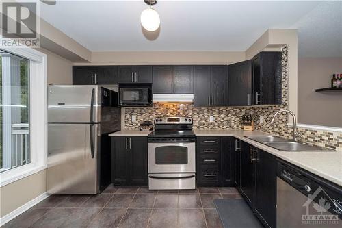 386 Galston Private, Ottawa, ON - Indoor Photo Showing Kitchen With Double Sink With Upgraded Kitchen