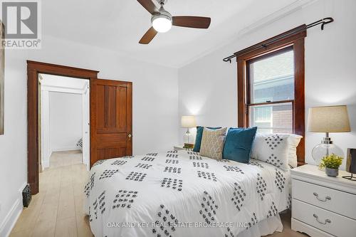 13 Lockyer Street, London, ON - Indoor Photo Showing Bedroom