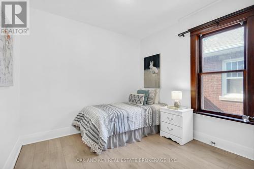 13 Lockyer Street, London, ON - Indoor Photo Showing Bedroom