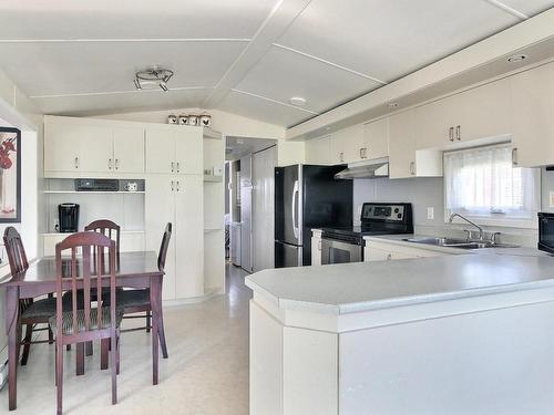 Cuisine - 1479 Rue St-Marc, Québec (Sainte-Foy/Sillery/Cap-Rouge), QC - Indoor Photo Showing Kitchen With Double Sink