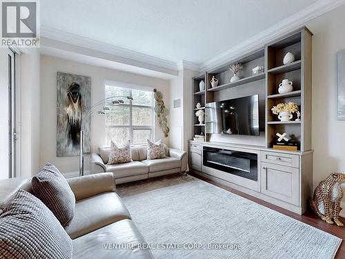 205 - 9909 Pine Valley Drive, Vaughan (Vellore Village), ON - Indoor Photo Showing Living Room