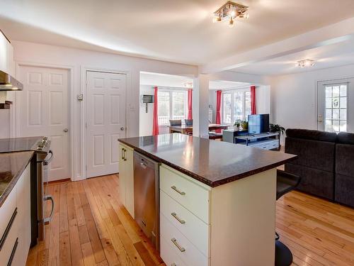 Overall view - 191 Rue Jean, Notre-Dame-De-Lourdes, QC - Indoor Photo Showing Kitchen