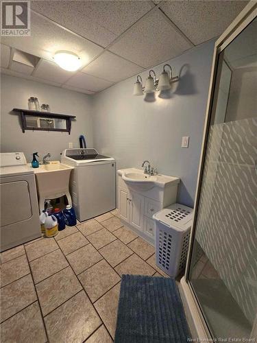 48 Acadia Crescent, Hampton, NB - Indoor Photo Showing Laundry Room