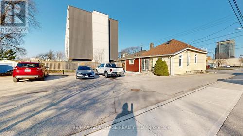 301 Horton Street E, London, ON 