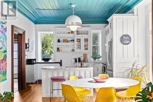 20 Chippewa Avenue, Smith-Ennismore-Lakefield (Lakefield), ON - Indoor Photo Showing Dining Room