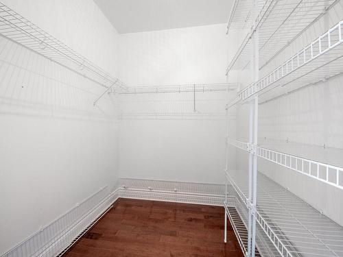 1303-333  - A Boul. Clairevue E., Saint-Bruno-De-Montarville, QC - Indoor With Storage