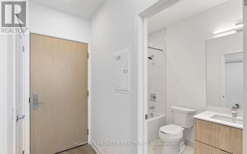 2509 - 395 Bloor Street, Toronto, ON - Indoor Photo Showing Bathroom