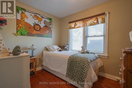 293 Linwell Road, St. Catharines (442 - Vine/Linwell), ON - Indoor Photo Showing Bedroom