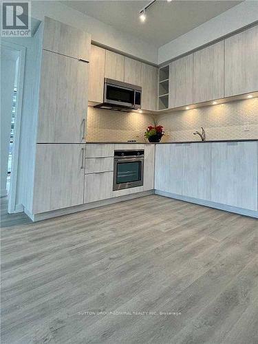 711 - 50 Ordnance Street, Toronto, ON - Indoor Photo Showing Kitchen