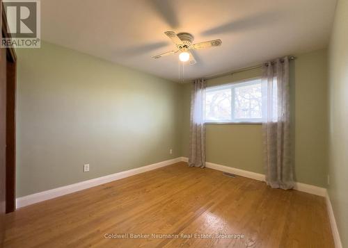 Upper - 26 Balmoral Drive, Guelph (Waverley), ON - Indoor Photo Showing Other Room