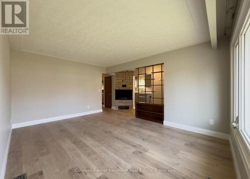 Upper - 26 Balmoral Drive, Guelph (Waverley), ON - Indoor