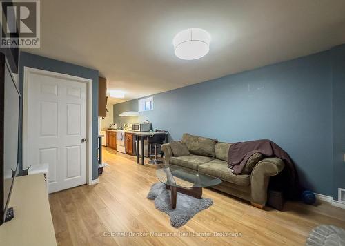 B - 286 Grange Road, Guelph (Grange Hill East), ON - Indoor Photo Showing Living Room