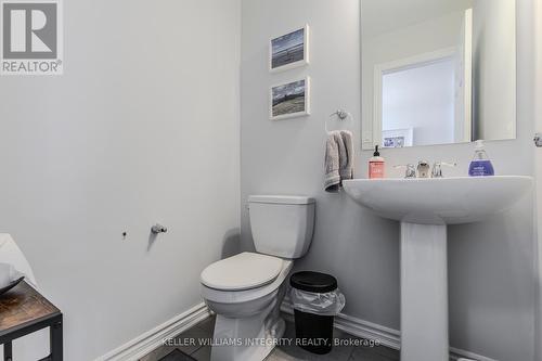 563 Rye Grass Way, Ottawa, ON - Indoor Photo Showing Bathroom