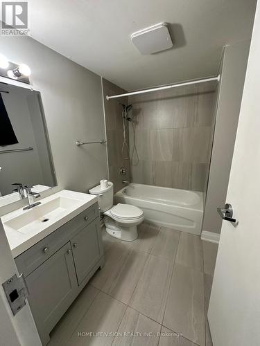 Lower - 623 Niagara Street, St. Catharines, ON - Indoor Photo Showing Bathroom