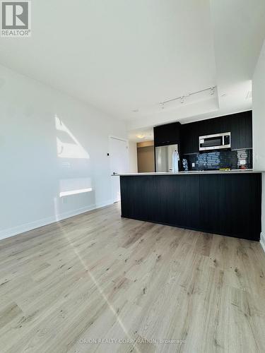 2601 - 4130 Parkside Village Drive, Mississauga, ON - Indoor Photo Showing Kitchen