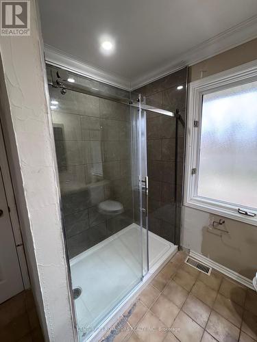 1040 Riverbank Drive, Cambridge, ON - Indoor Photo Showing Bathroom