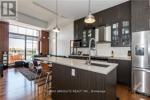 103 - 555 Anand, Ottawa, ON - Indoor Photo Showing Kitchen With Upgraded Kitchen