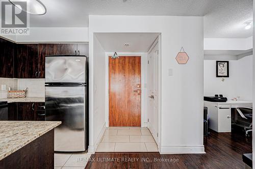 608 - 30 Clegg Road S, Markham, ON - Indoor Photo Showing Kitchen