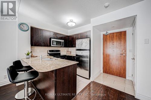 608 - 30 Clegg Road S, Markham, ON - Indoor Photo Showing Kitchen