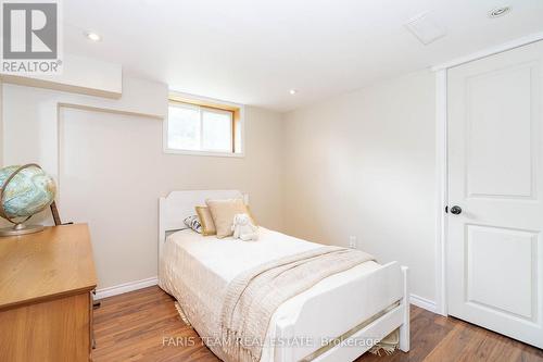 3686 Mccarthy Drive, Clearview, ON - Indoor Photo Showing Bedroom