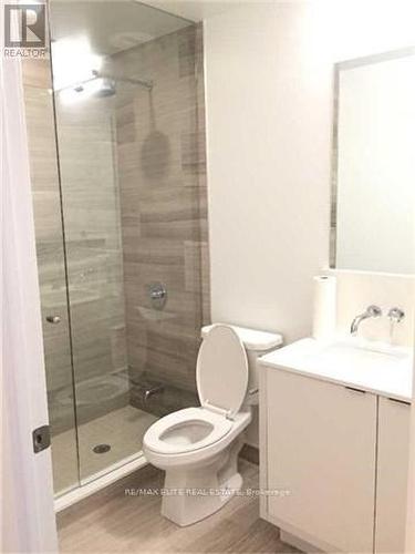 6206 - 88 Harbour Street, Toronto, ON - Indoor Photo Showing Bathroom