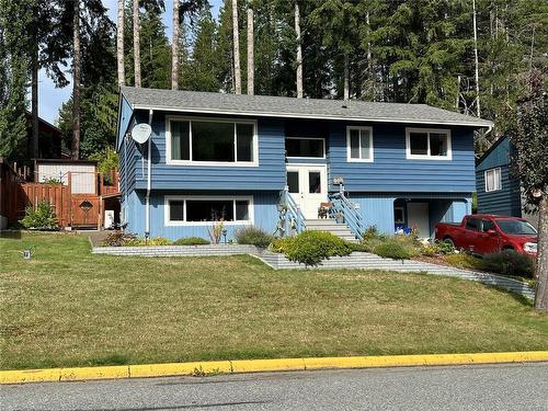 400 Nootka Dr, Gold River, BC 