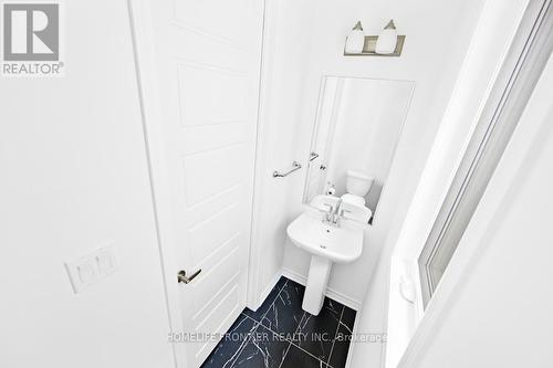 3035 Bramall Gardens, Oakville, ON - Indoor Photo Showing Bathroom