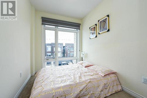 16 Arrowview Drive, Brampton, ON - Indoor Photo Showing Bedroom