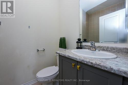 16 Arrowview Drive, Brampton, ON - Indoor Photo Showing Bathroom