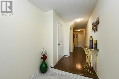 16 Arrowview Drive, Brampton, ON - Indoor Photo Showing Other Room