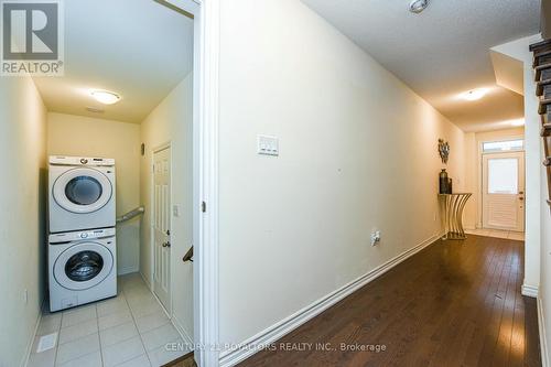 16 Arrowview Drive, Brampton, ON - Indoor Photo Showing Laundry Room