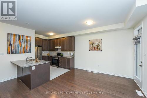 16 Arrowview Drive, Brampton, ON - Indoor Photo Showing Kitchen With Double Sink