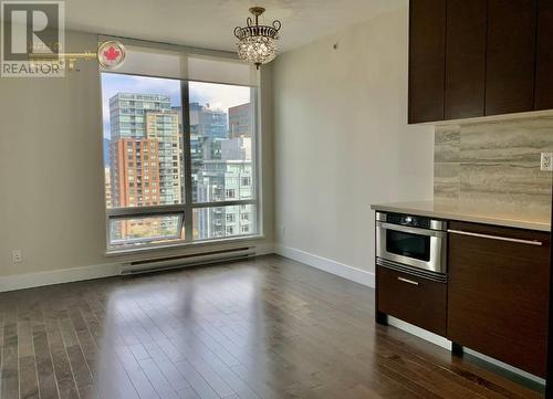 2202 535 Smithe Street, Vancouver, BC - Indoor