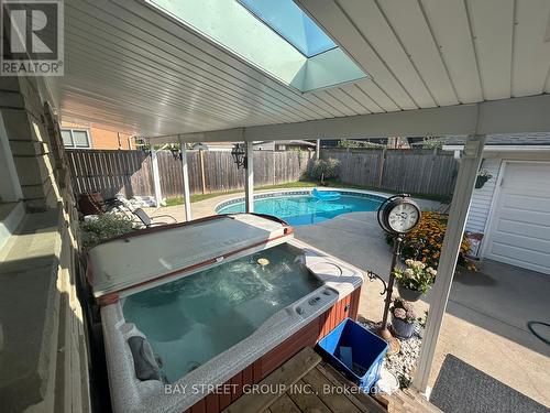 125 Loyalist Drive, Hamilton, ON -  Photo Showing Other Room With In Ground Pool