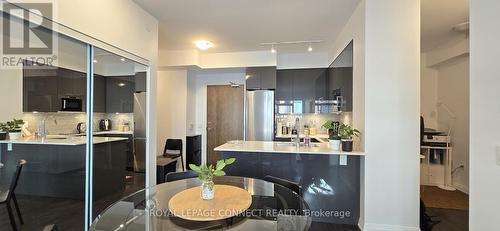 427 - 99 Eagle Rock Way, Vaughan, ON - Indoor