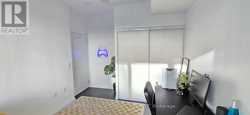 427 - 99 Eagle Rock Way, Vaughan, ON - Indoor