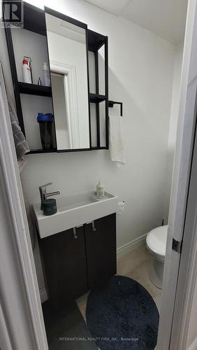 Upper - 261 Soudan Avenue, Toronto, ON - Indoor Photo Showing Bathroom