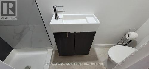 Upper - 261 Soudan Avenue, Toronto, ON - Indoor Photo Showing Bathroom