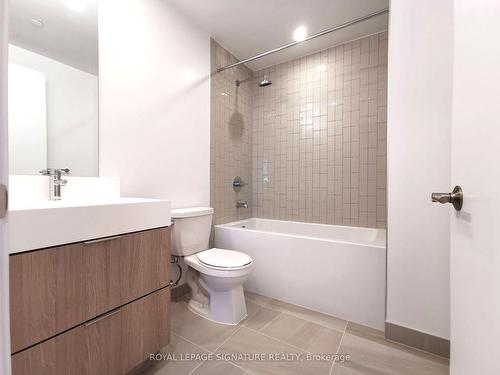 622-35 Tubman Ave, Toronto, ON - Indoor Photo Showing Bathroom