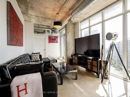 1111-150 Sudbury St, Toronto, ON - Indoor