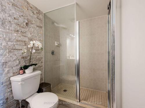 1111-150 Sudbury St, Toronto, ON - Indoor Photo Showing Bathroom