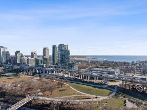 1902-30 Ordnance St, Toronto, ON - Outdoor With View