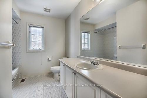 57 Song Bird Dr, Markham, ON - Indoor Photo Showing Bathroom