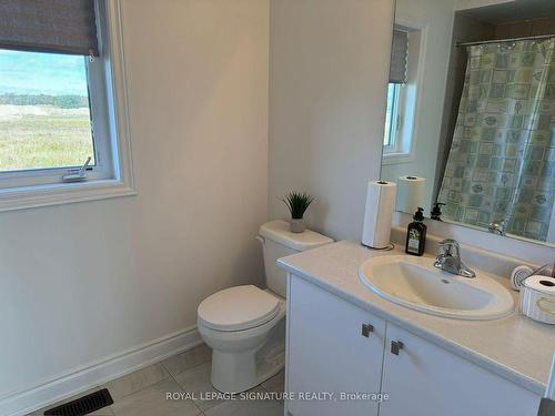 29 Stately Dr, Wasaga Beach, ON - Indoor Photo Showing Bathroom