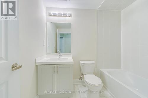 105 - 1577 Rose Way, Milton, ON - Indoor Photo Showing Bathroom